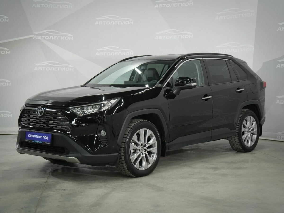 Открыть фотографии: Toyota RAV4 V (XA50)