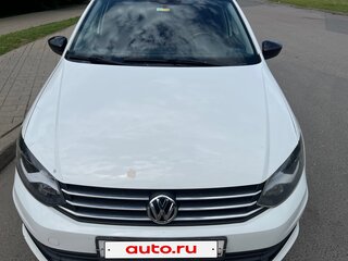 2017 Volkswagen Polo V Рестайлинг, белый, 950000 рублей, вид 1