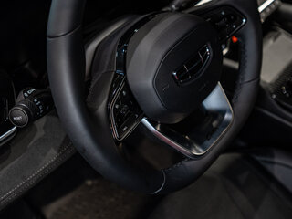 2026 Geely Monjaro I Рестайлинг, чёрный, 4954990 рублей, вид 4