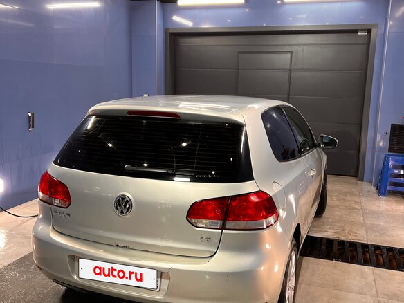 2010 Volkswagen Golf 6-speed VI, серебристый - вид 3