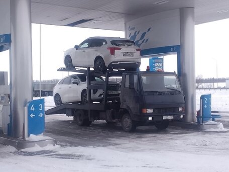 2010 TATA 613, синий, 1300000 рублей, вид 2