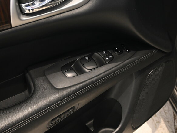2014 Nissan Pathfinder IV, серый - вид 19