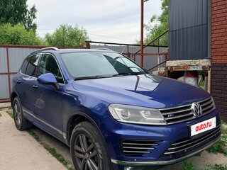 2016 Volkswagen Touareg II Рестайлинг, синий, 2600000 рублей, вид 2