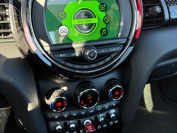 2020 Mini Hatch JCW III (F55/F56) Рестайлинг, чёрный - вид 7