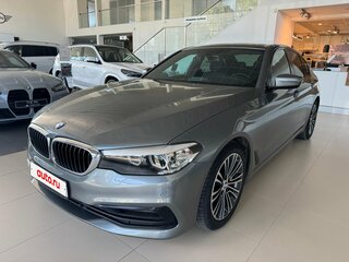 2018 BMW 5 серии 520d VII (G30/G31/G38), серый, 2950000 рублей, вид 1