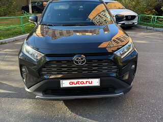 2021 Toyota RAV4 V (XA50), чёрный, 3900000 рублей, вид 1