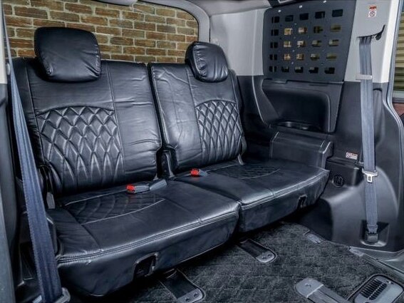 2022 Mitsubishi Delica D:5 I Рестайлинг, серебристый - вид 24