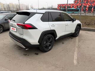 2024 Toyota RAV4 V (XA50), белый, 3790000 рублей, вид 5