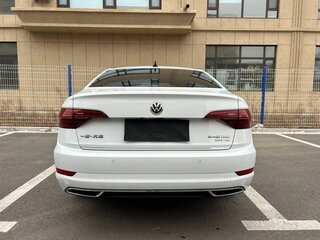2022 Volkswagen Sagitar III Рестайлинг, белый, 1630000 рублей, вид 3