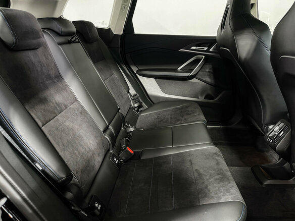 2025 BMW X1 25Li xDrive III (U11/U12), чёрный - вид 12