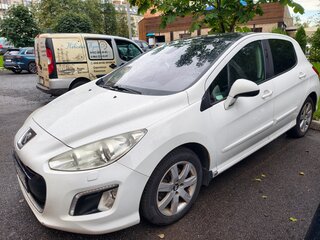 2011 Peugeot 308 I Рестайлинг, белый, 348000 рублей, вид 1