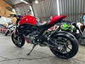 2021 Ducati Monster 937, красный, 1080000 рублей - вид 4