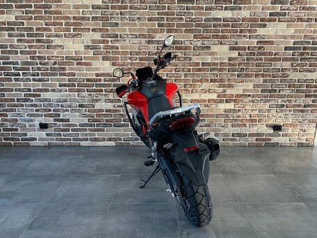 2026 QJMotor SVT 650 X, красный, 729000 рублей, вид 3