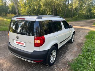 2010 Skoda Yeti I, белый, 650000 рублей, вид 4