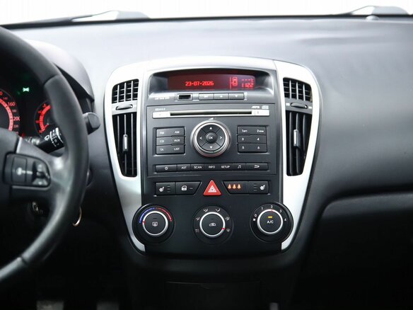 2010 Kia Ceed I Рестайлинг, серебристый - вид 13