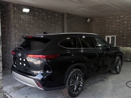 2026 Toyota Highlander IV (XU70), чёрный, 5375000 рублей, вид 5