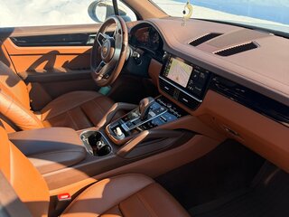 2021 Porsche Cayenne III, серый, 6900000 рублей, вид 5
