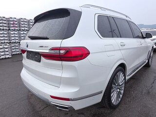 2021 BMW X7 40i I (G07), белый, 8499000 рублей, вид 3