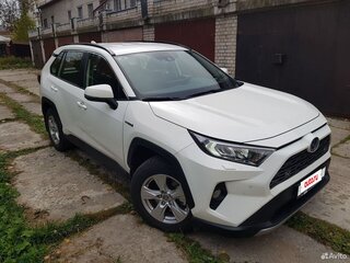 2021 Toyota RAV4 V (XA50), белый, 4300000 рублей, вид 3