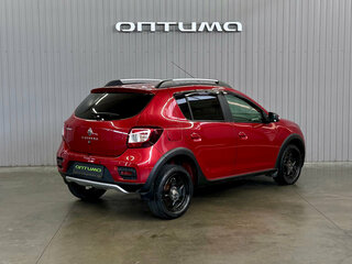 2015 Renault Sandero Stepway II, красный, 797000 рублей, вид 5