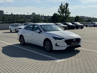2021 Hyundai Sonata VIII (DN8), белый, 1560000 рублей, вид 1