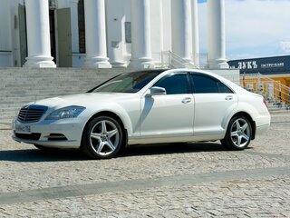 2010 Mercedes-Benz S-Класс 350 V (W221) Рестайлинг, белый, 1750000 рублей, вид 3