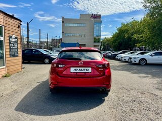 2017 Mazda Axela III Рестайлинг, красный, 1399000 рублей, вид 3