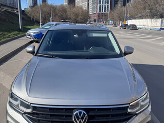 2021 Volkswagen Tiguan II Рестайлинг, серый, 3400000 рублей, вид 1