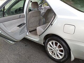2004 Toyota Camry V (XV30), серебристый, 750000 рублей, вид 4
