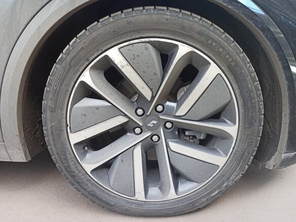 2023 Li Auto (Lixiang) L9 44.5 kWh I, чёрный - вид 15