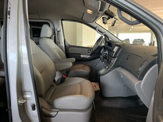 2020 Hyundai Grand Starex I Рестайлинг 2, серый, 4898000 рублей, вид 5