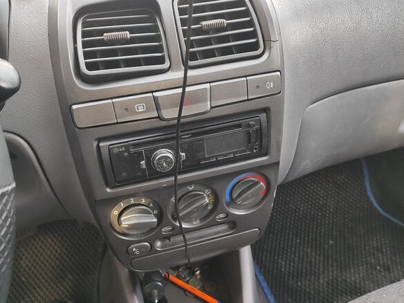 2004 Hyundai Accent ТагАЗ II, бежевый, 220000 рублей - вид 8