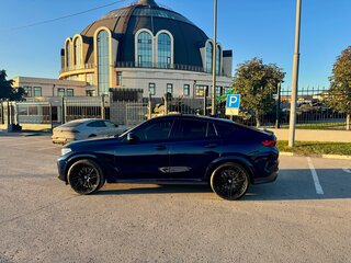 2020 BMW X6 40i III (G06), синий, 7100000 рублей, вид 2