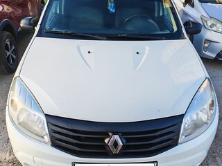 2013 Renault Sandero I, белый, 460000 рублей, вид 2