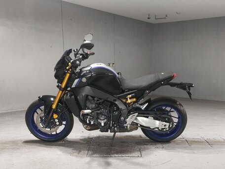 2021 Yamaha MT-09 (FZ-09), чёрный, 1210000 рублей, вид 2