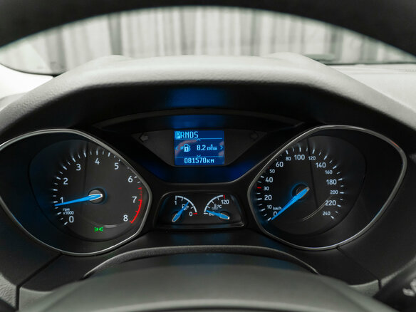 2018 Ford Focus III Рестайлинг, белый, 1420000 рублей - вид 13