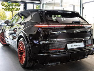 2026 Porsche Cayenne Electric Coupé IV, чёрный, 23870404 рублей, вид 4