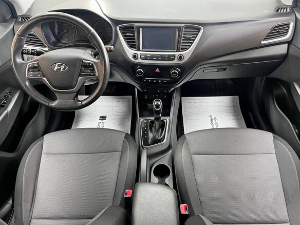 2017 Hyundai Solaris II, бежевый, 1390000 рублей - вид 9