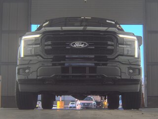 2025 Ford F-150 XIV Рестайлинг, чёрный, 9809000 рублей, вид 3