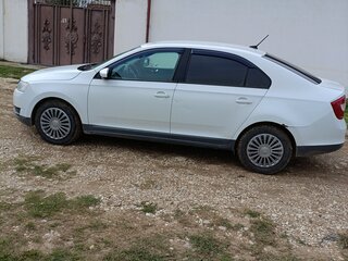2017 Skoda Rapid I Рестайлинг, белый, 535000 рублей, вид 3