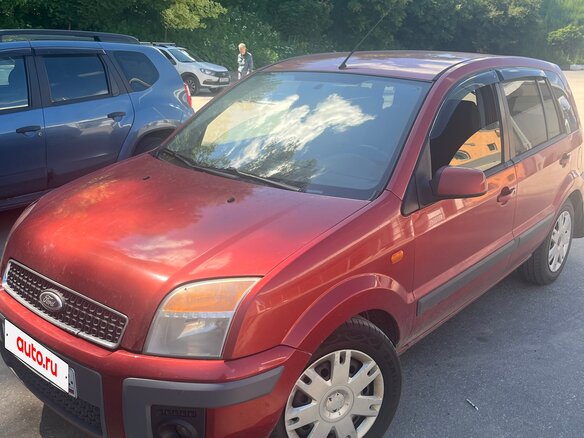 2008 Ford Fusion I Рестайлинг, красный