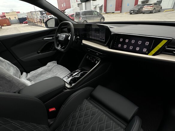 2026 Audi Q5 L III (GU), белый, 5990000 рублей - вид 20