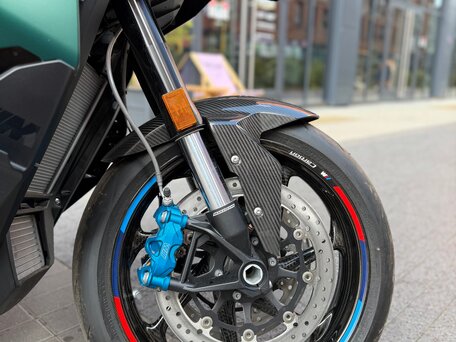 2025 BMW M 1000 XR, зелёный, 3800000 рублей, вид 2