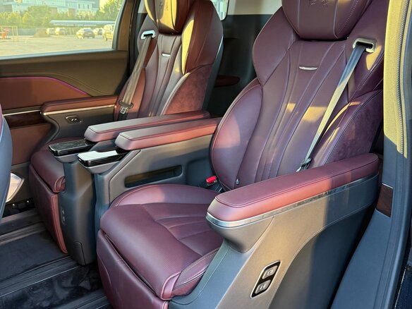 2025 Hongqi HQ9, чёрный, 6000000 рублей - вид 11