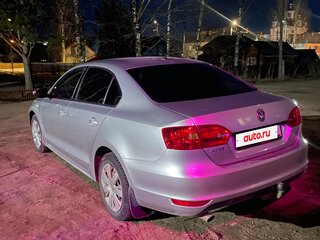 2014 Volkswagen Jetta VI, серебристый, 830000 рублей, вид 4