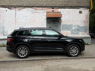 2020 Skoda Kodiaq I, чёрный, 2999000 рублей, вид 3