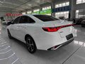 2022 Geely Emgrand L I, белый - вид 4