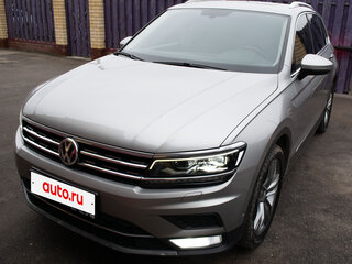 2017 Volkswagen Tiguan II, серебристый, 2550000 рублей, вид 5