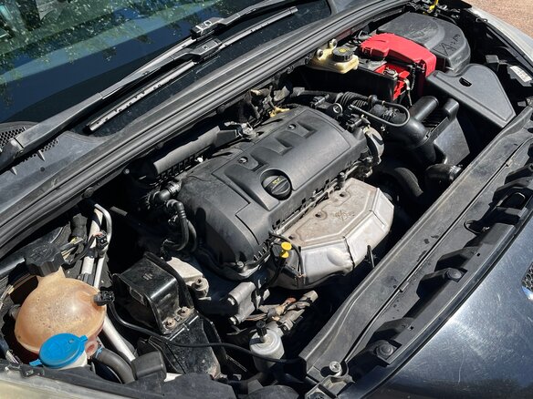 2008 Peugeot 308 I, чёрный, 555000 рублей - вид 10