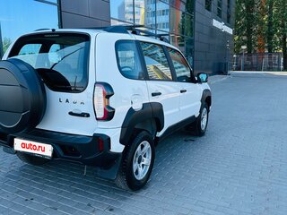 2024 Lada (ВАЗ) Niva Travel I, белый, 1100000 рублей, вид 4